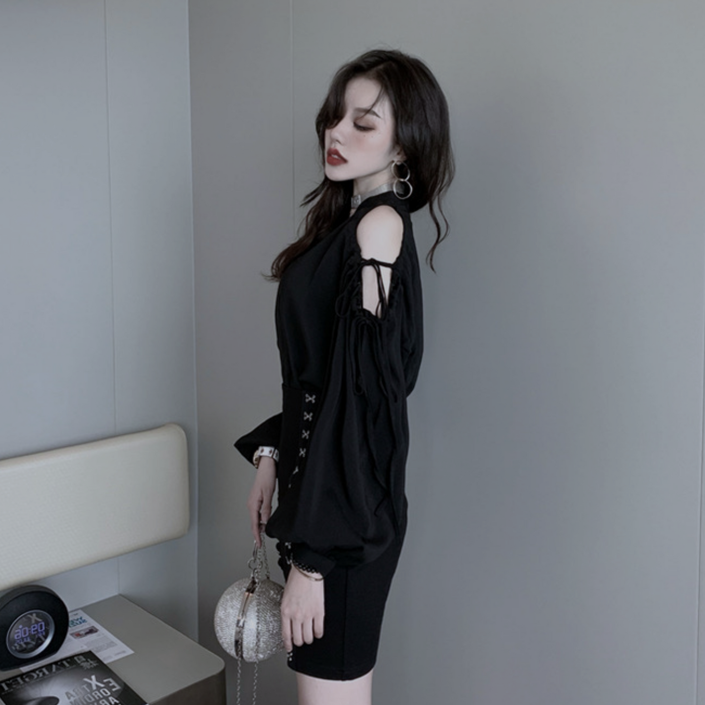 Drawstring V-neck tops / ドローストリングVネックトップス TR-10412