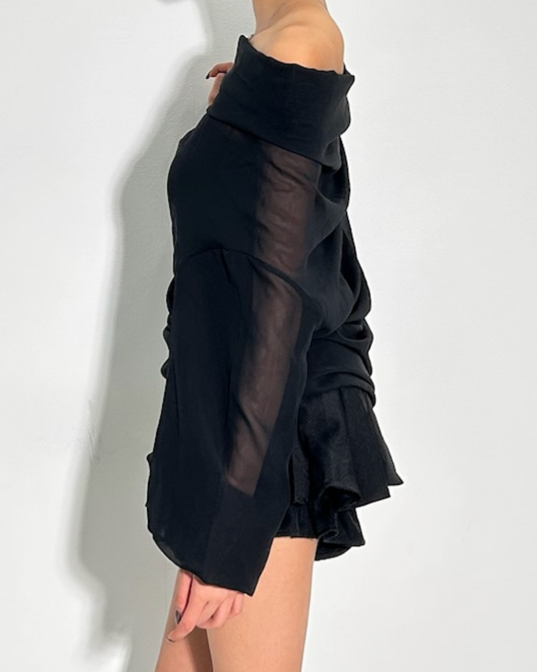 Sheer frill one shoulder Set up /シアーフリルワンショルダーセットアップ TR-10930