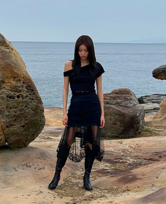 Lace Docking One-Shoulder T-shirt / レースドッキングワンショルダーTシャツ TR-10877