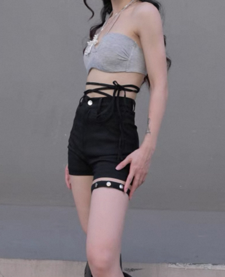 Striped High-waist short pants / ストライプハイウエストショートパンツ TR-10887