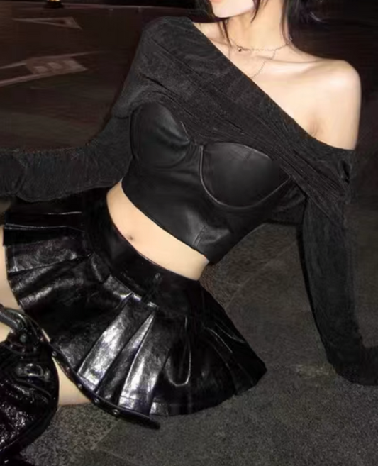 One-shoulder leather docking crop tops / ワンショルダーレザードッキングクロップトップス TR-10804